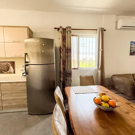 Contemporary Hidden Gem With Pool And Garden * Дуррес